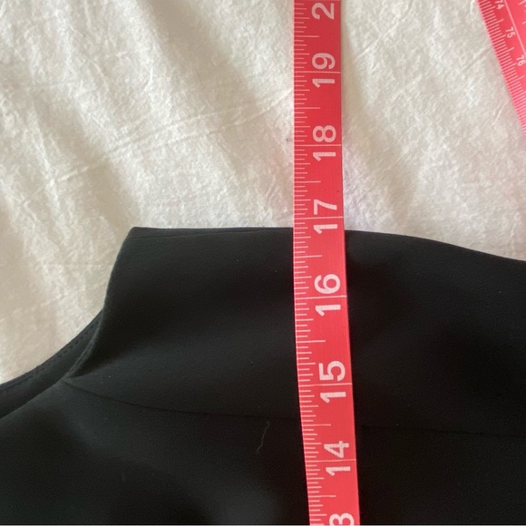LBD - Jones New York Black V-Neck Dress - Picture 8 of 14